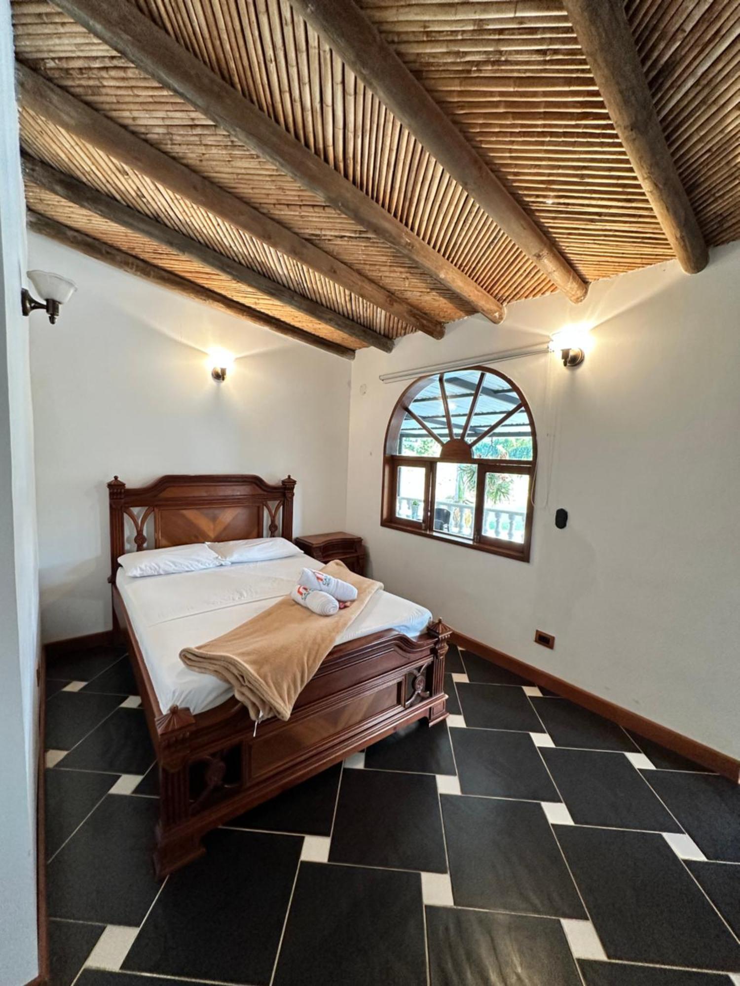 Hotel Casa Linda Guatape Ngoại thất bức ảnh