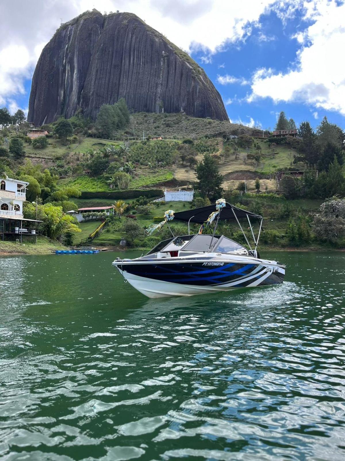 Hotel Casa Linda Guatape Ngoại thất bức ảnh