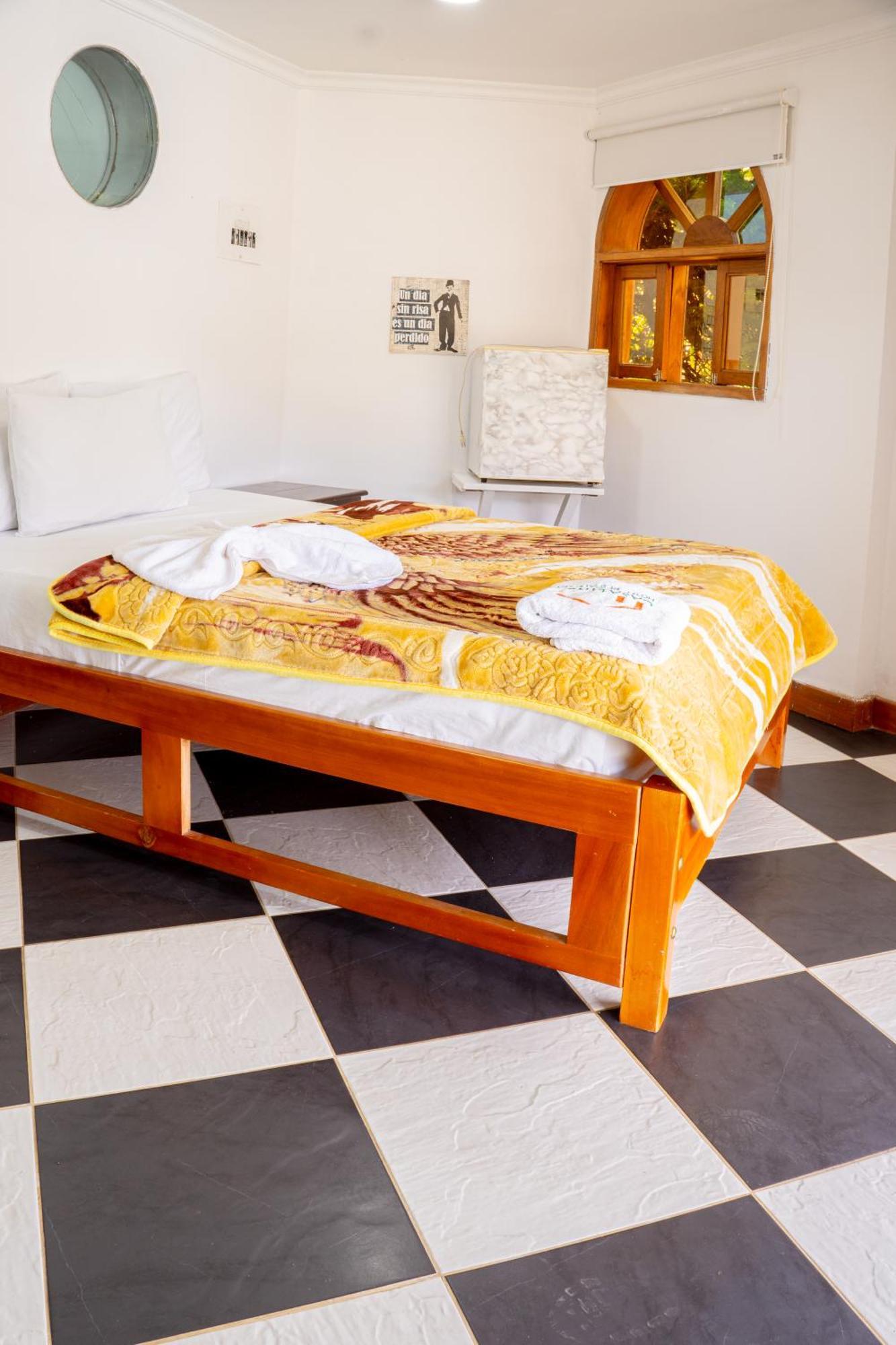 Hotel Casa Linda Guatape Ngoại thất bức ảnh